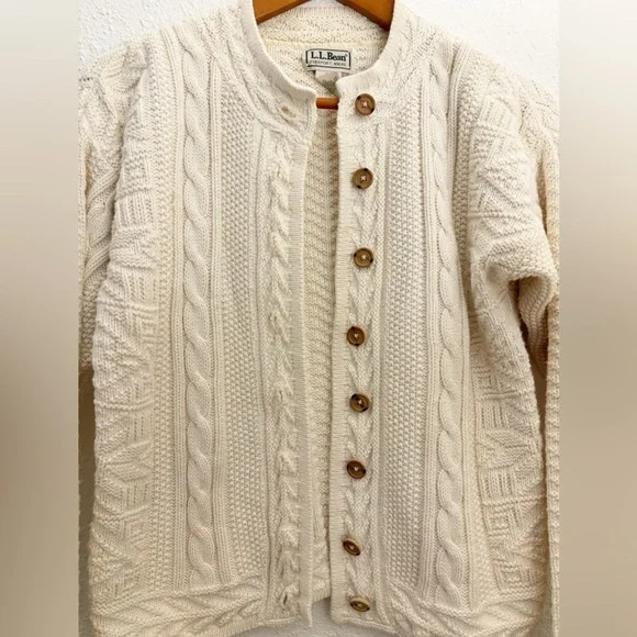 L.L. Bean Vintage Ivory Cable Knit Cardigan Sweater Cotton Size Small - Picture 3 of 12